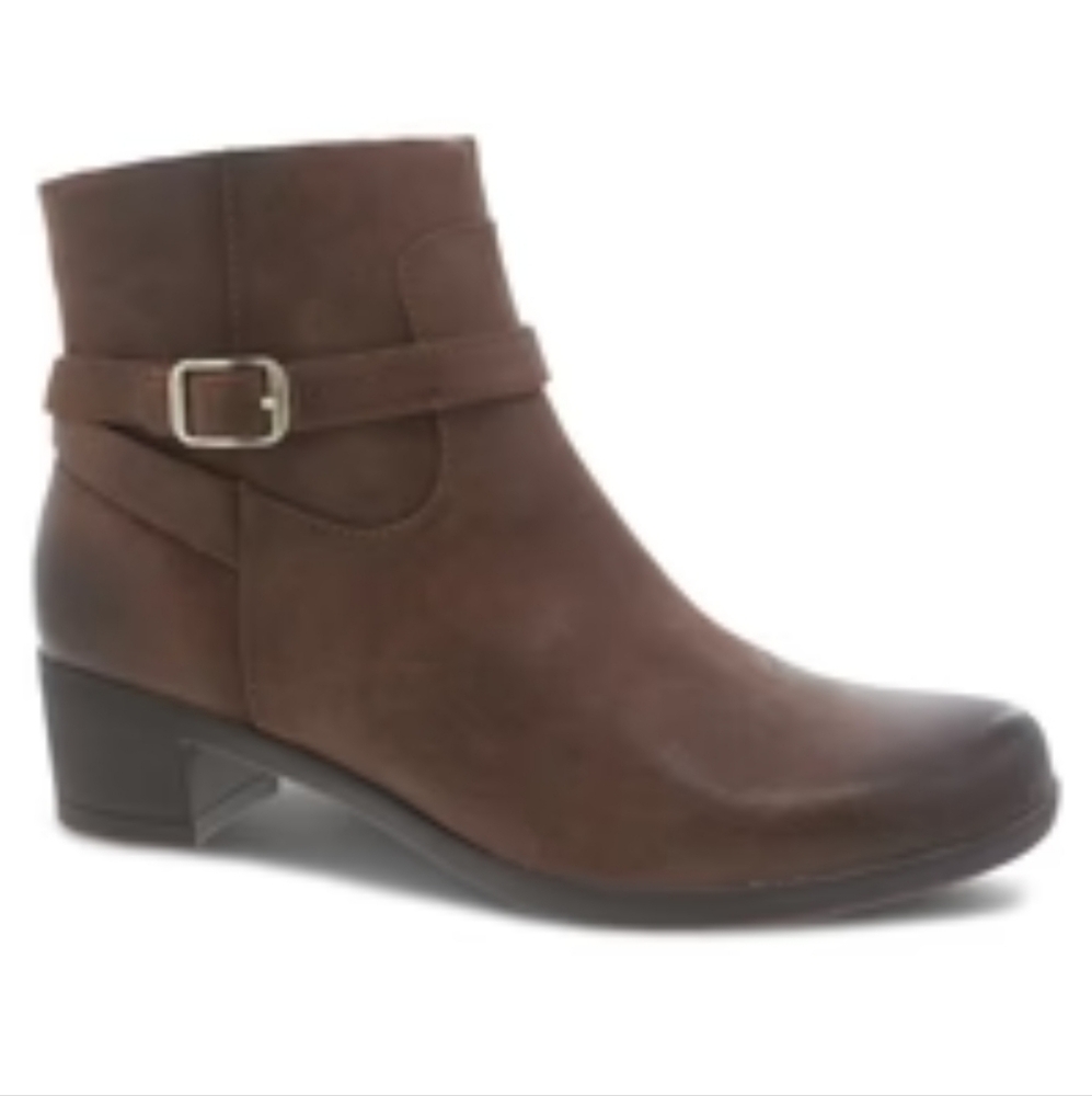 Dansko Cagney Women's Brown Ankle Boots